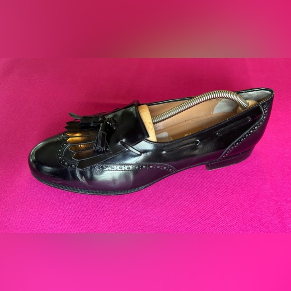 Salvatore Ferragamo Lucas Kiltie Tassel Loafer - Picture 4 of 7